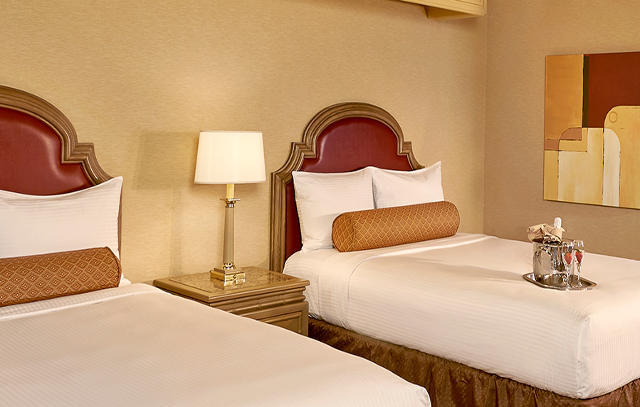 Golden Nugget & Casino Vegas Resort Las Vegas