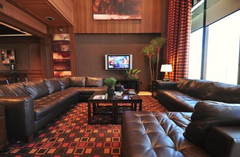 Golden Nugget Y Casino Resort